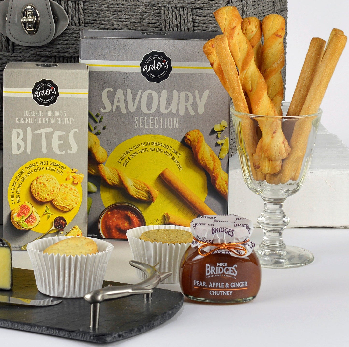 Cheese Lover's Choice Hamper | Red Wine & Cheese Gift Set