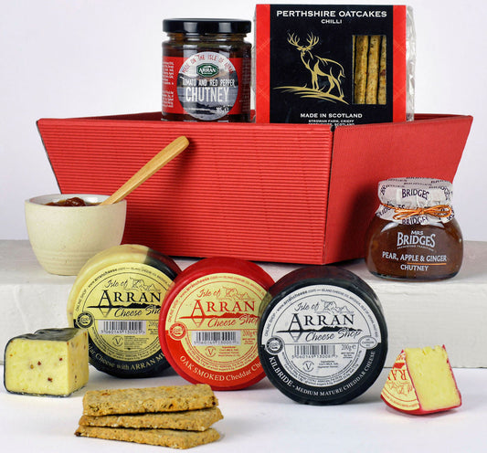 Cheese & Chutney Gift Tray – Scottish Cheddar, Chutney & Oatcakes Hamper