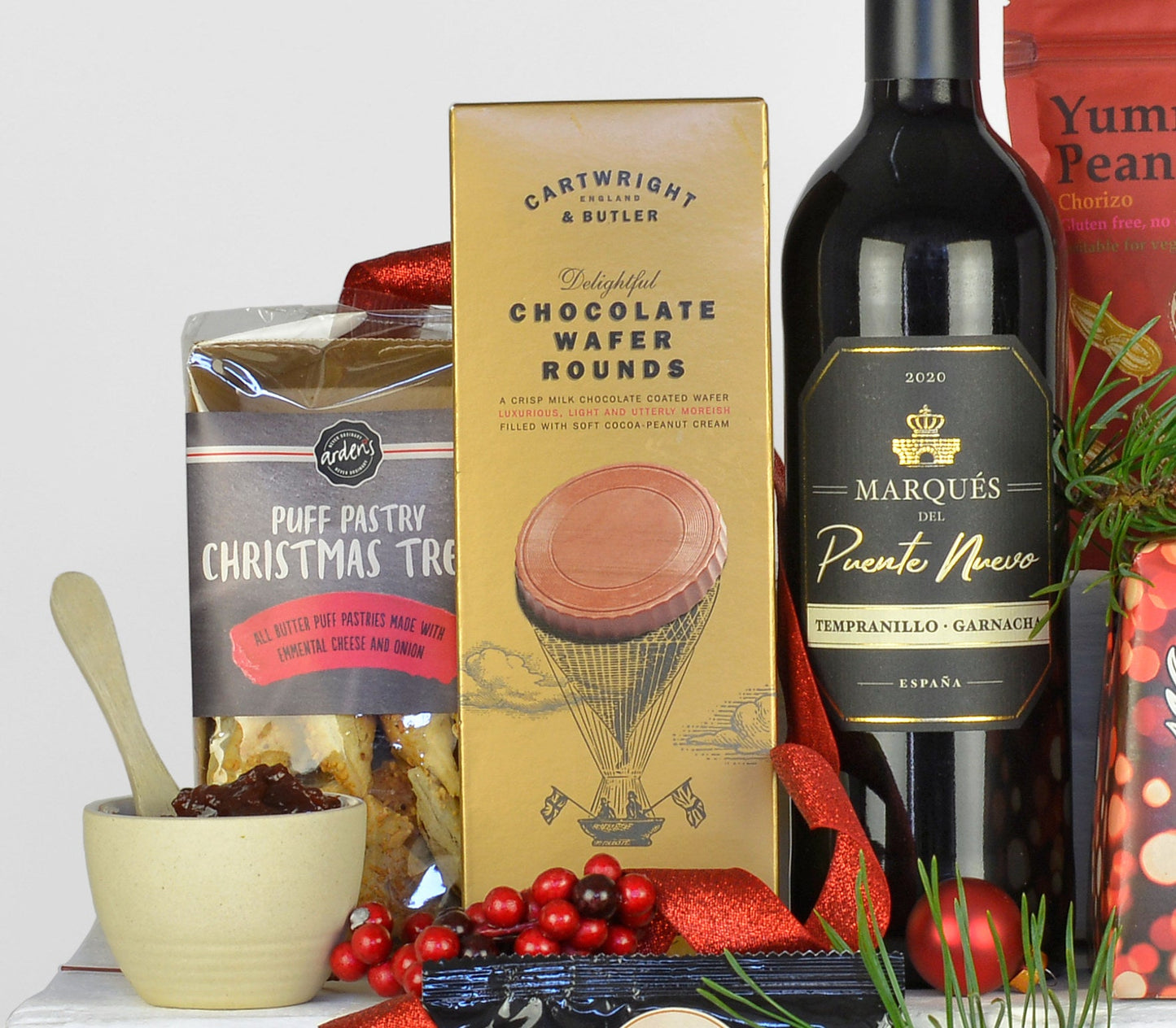 Geschenkbox Heiligabend – Präsentkorb mit festlichen Speisen und Weinen