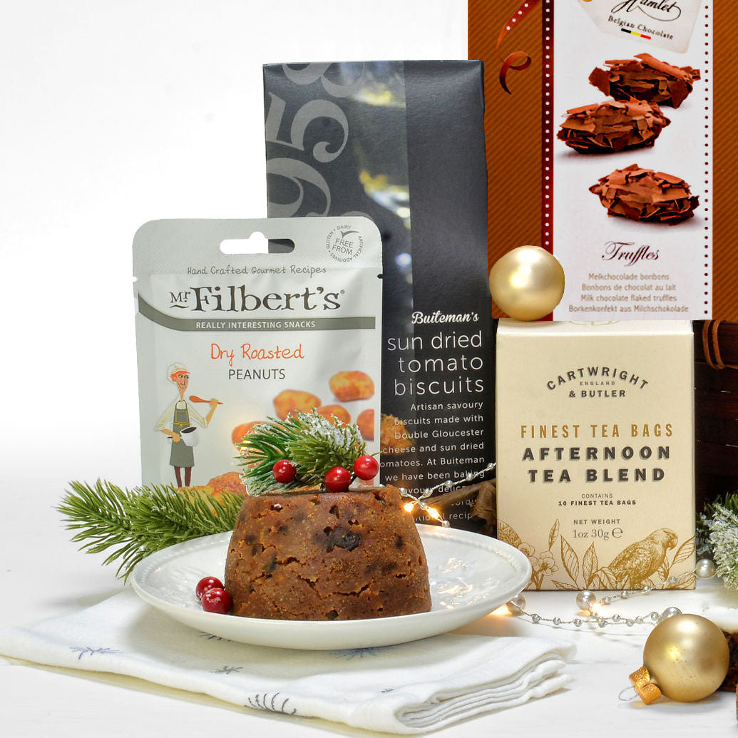Weihnachtlicher Mistelzweig-Geschenkkorb