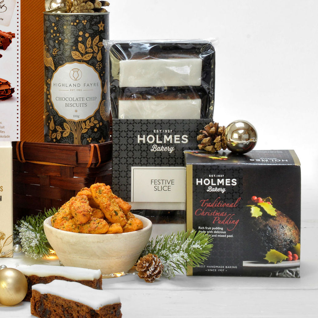 Weihnachtlicher Mistelzweig-Geschenkkorb