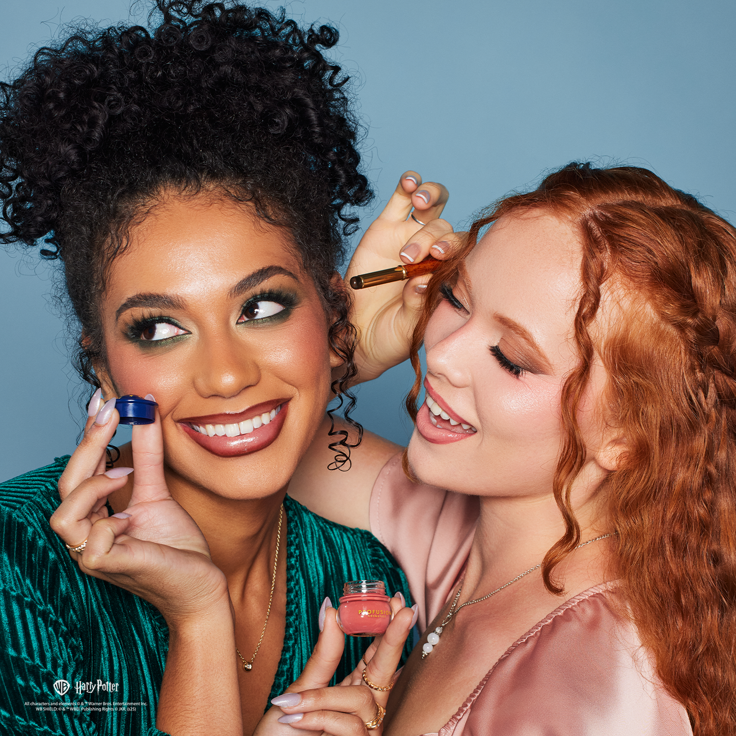 Colorete y difuminador de labios y mejillas Yule Ball y aplicador de silicona