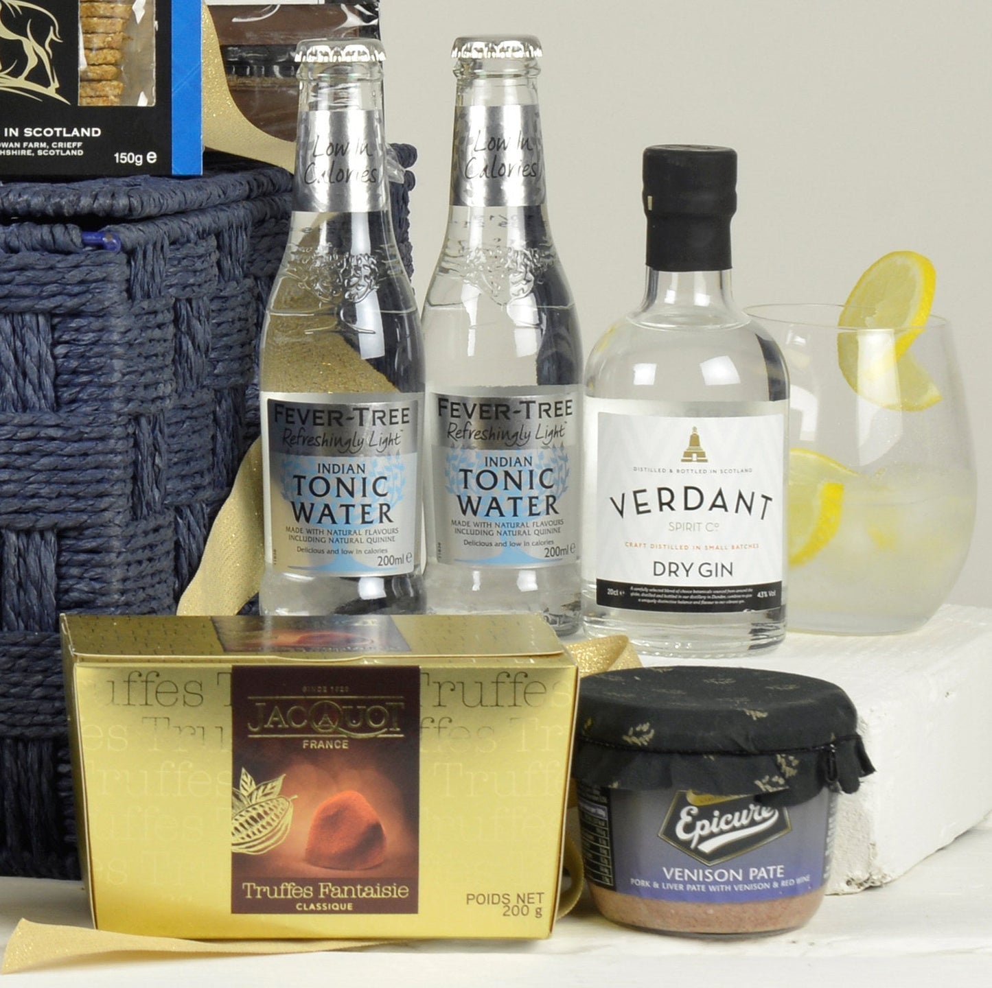Herrlicher Gourmet-Geschenkkorb | Luxuriöses Familiengeschenk mit Gin & Wein