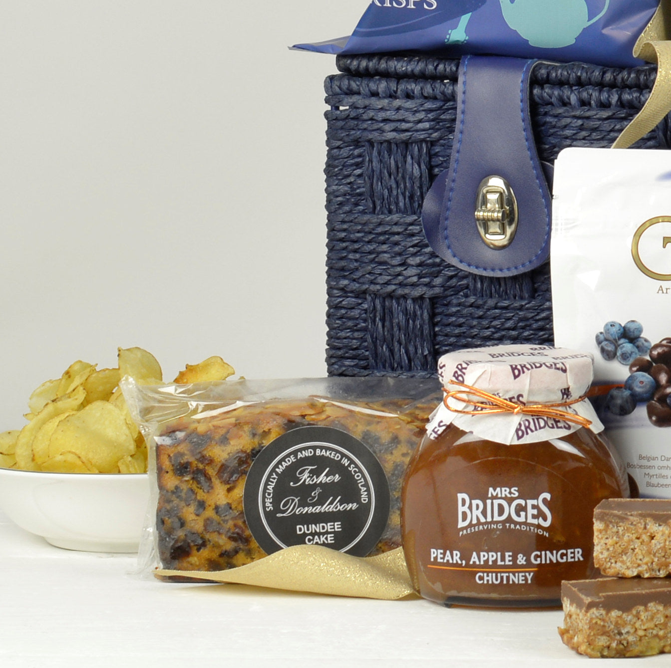Herrlicher Gourmet-Geschenkkorb | Luxuriöses Familiengeschenk mit Gin & Wein