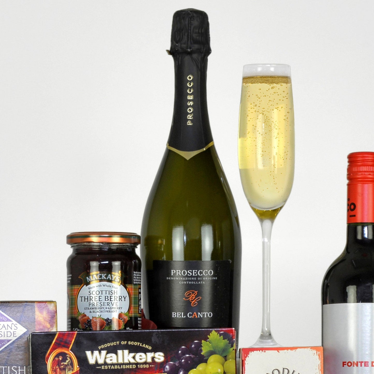 Luxuriöser schottischer Geschenkkorb | Premium-Präsentkorb mit Wein, Gin & Delikatessen