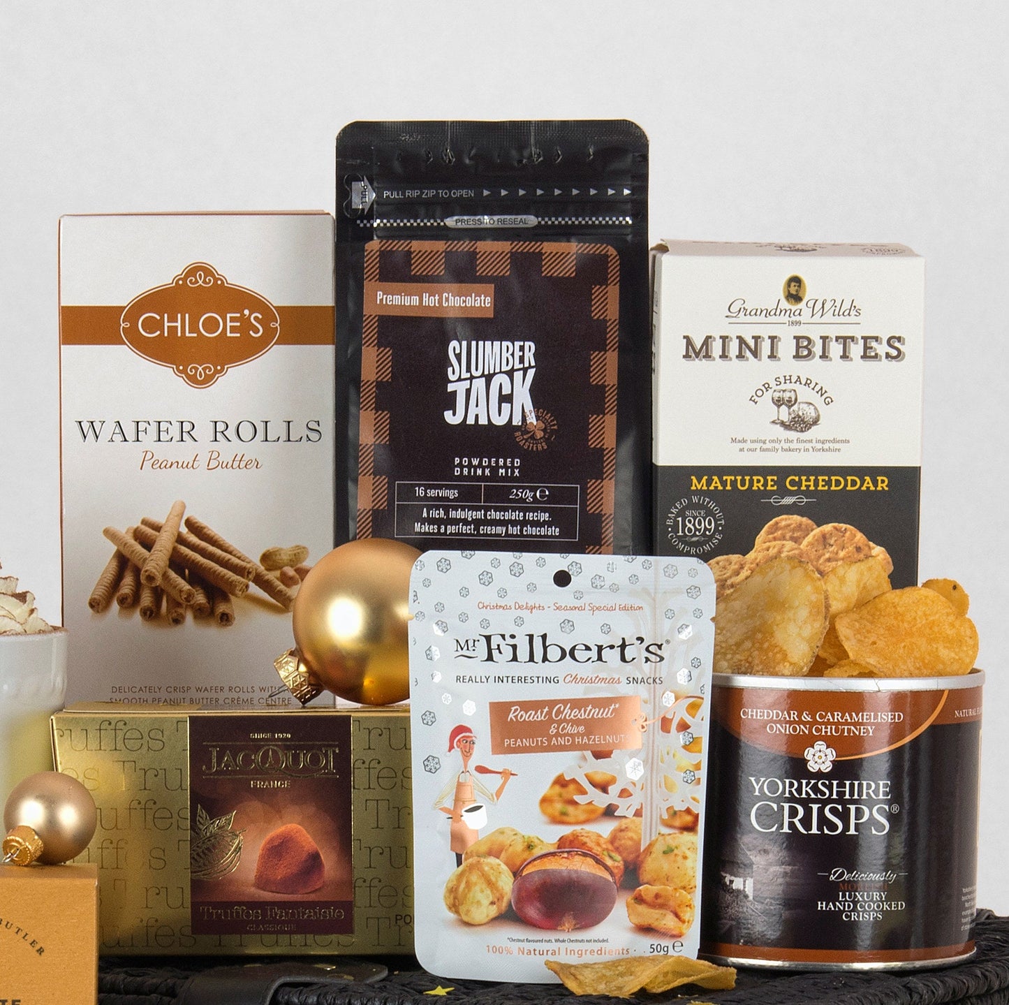 Luxury Christmas Hamper Basket | Festive Food, Sweet Treats & Wine