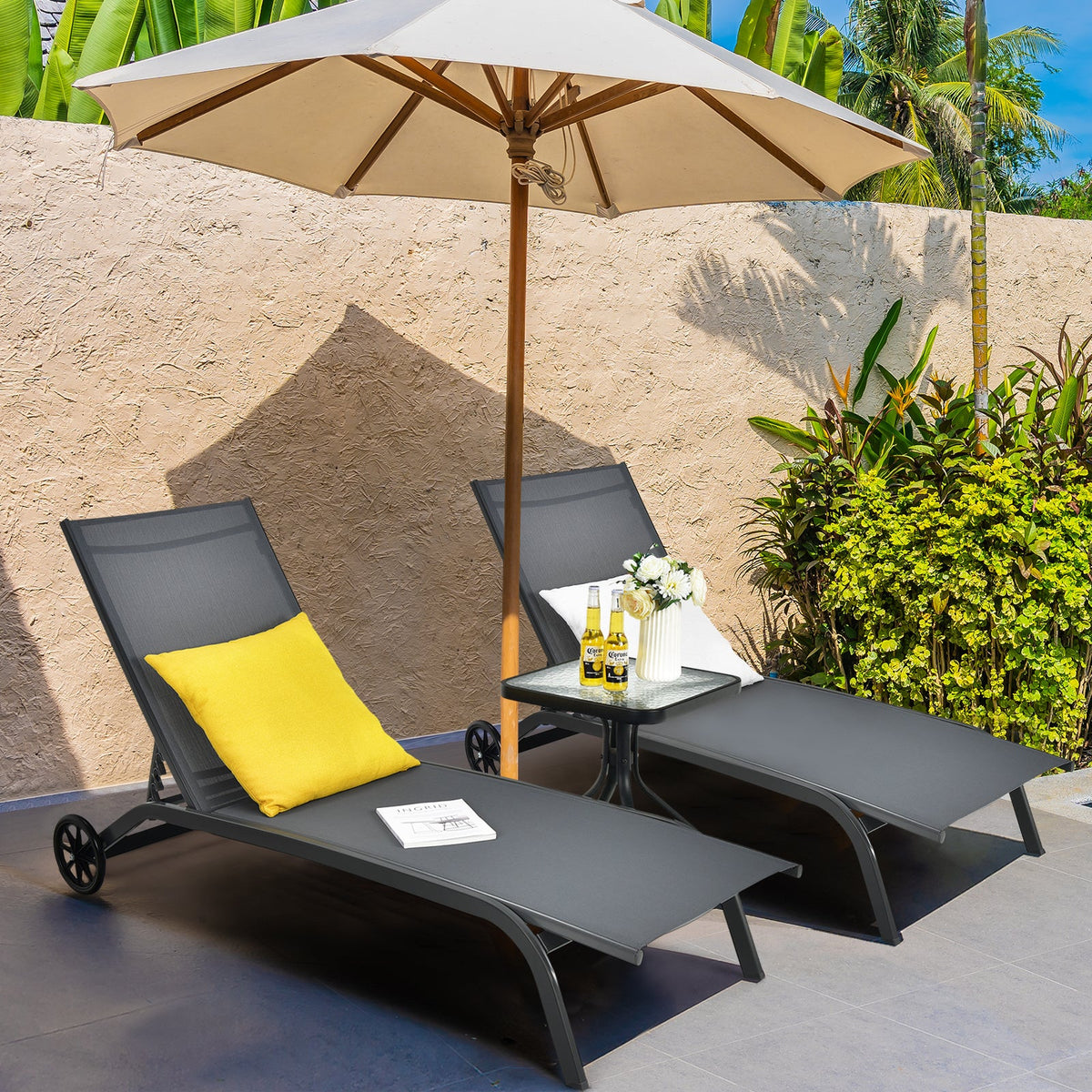 Adjustable Chaise Lounge with Smooth Wheels and Quick-drying Fabric-Black