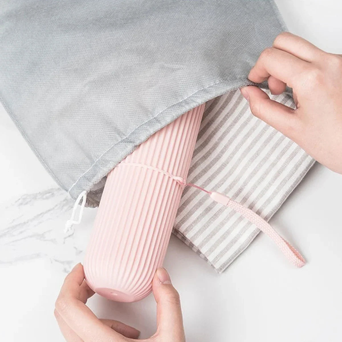 Portable Toothbrush and Toothpaste Holder Case - Travel Storage Box for Toothbrush and Toothpaste Protection