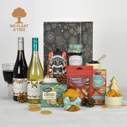 Nachhaltiger Weihnachtsgeschenkekorb mit Rot- und Weißwein, Gourmet-Leckereien und Bio-Schokolade