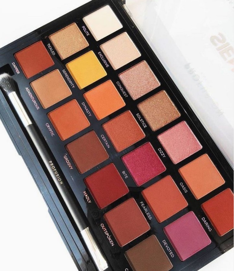 SIENNAS | Lidschatten-Palette mit 21 Farben & Pinsel