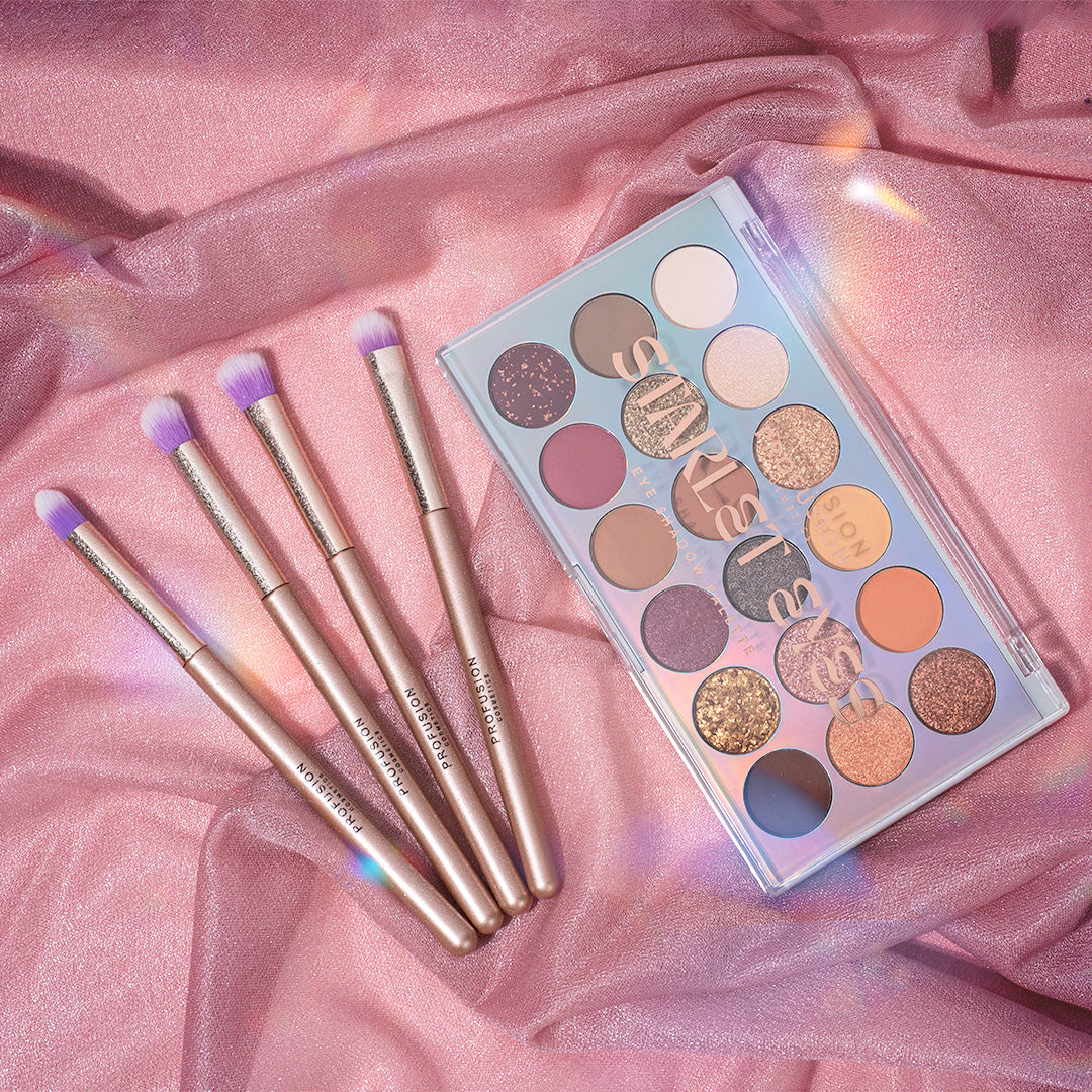 Starlet Eyes 18-Shade Eyeshadow Palette & 4-Piece Brush Set