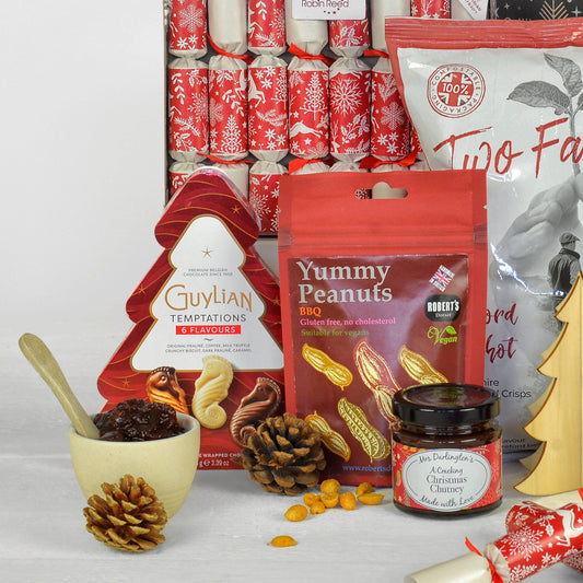 Nachhaltige Weihnachtsgeschenkbox mit Rotwein – Umweltfreundlicher Festtagskorb