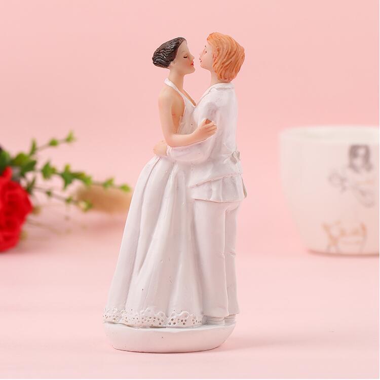 Romantic Resin Wedding Cake Topper Figurine for Engagement & Anniversary