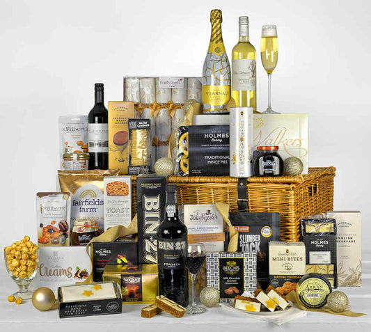 Winter Wonderland Luxus Weihnachtskorb | Premium Geschenkset mit Speisen & Cava