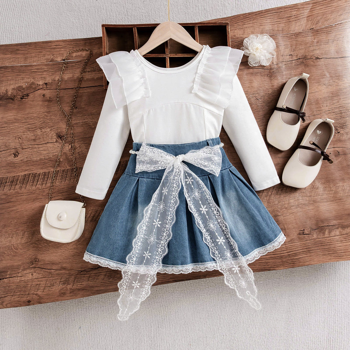 Sweet Dress With White Sleeve Splicing