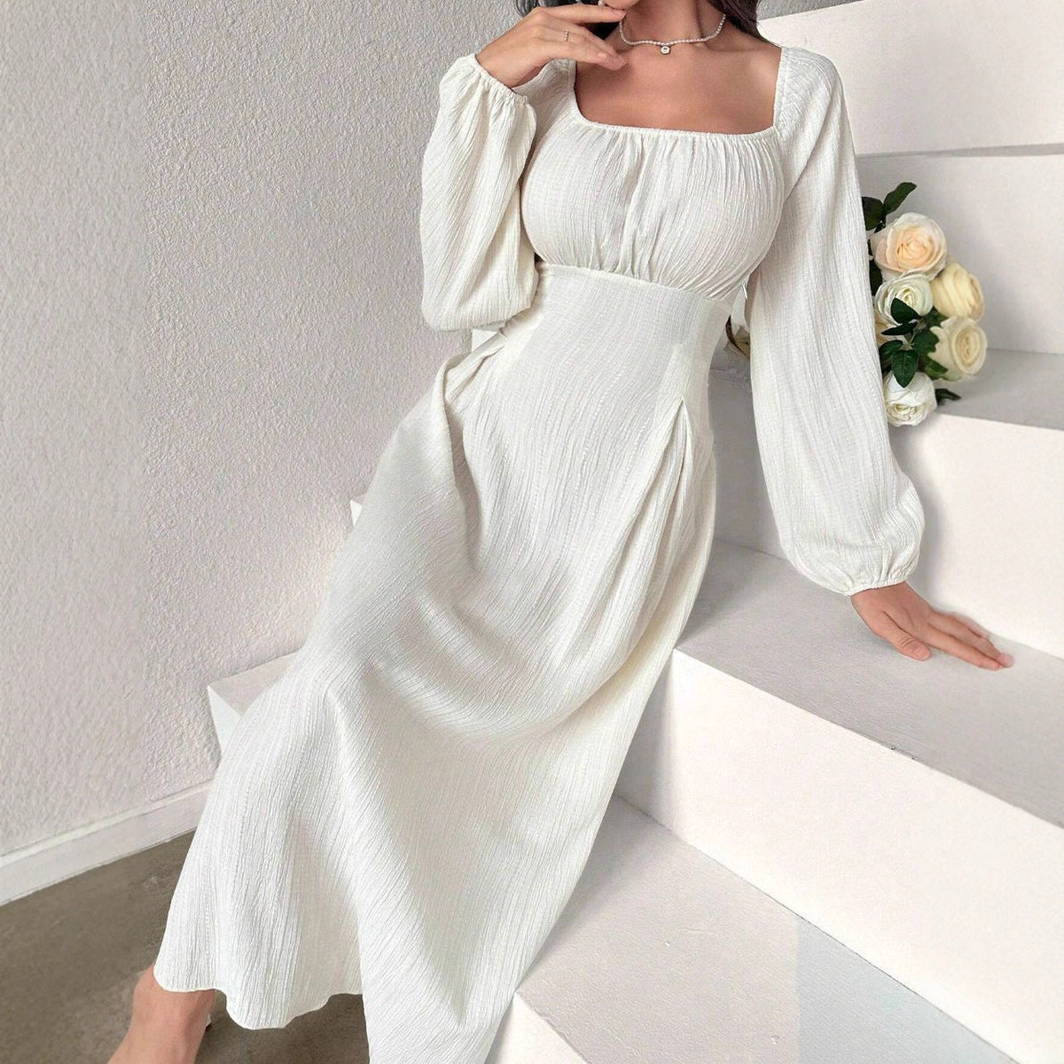 Women's Fashion Square-neck Tie-waist Figure-flattering A-line Dress With Long Sleeves And An Elegant Vibe