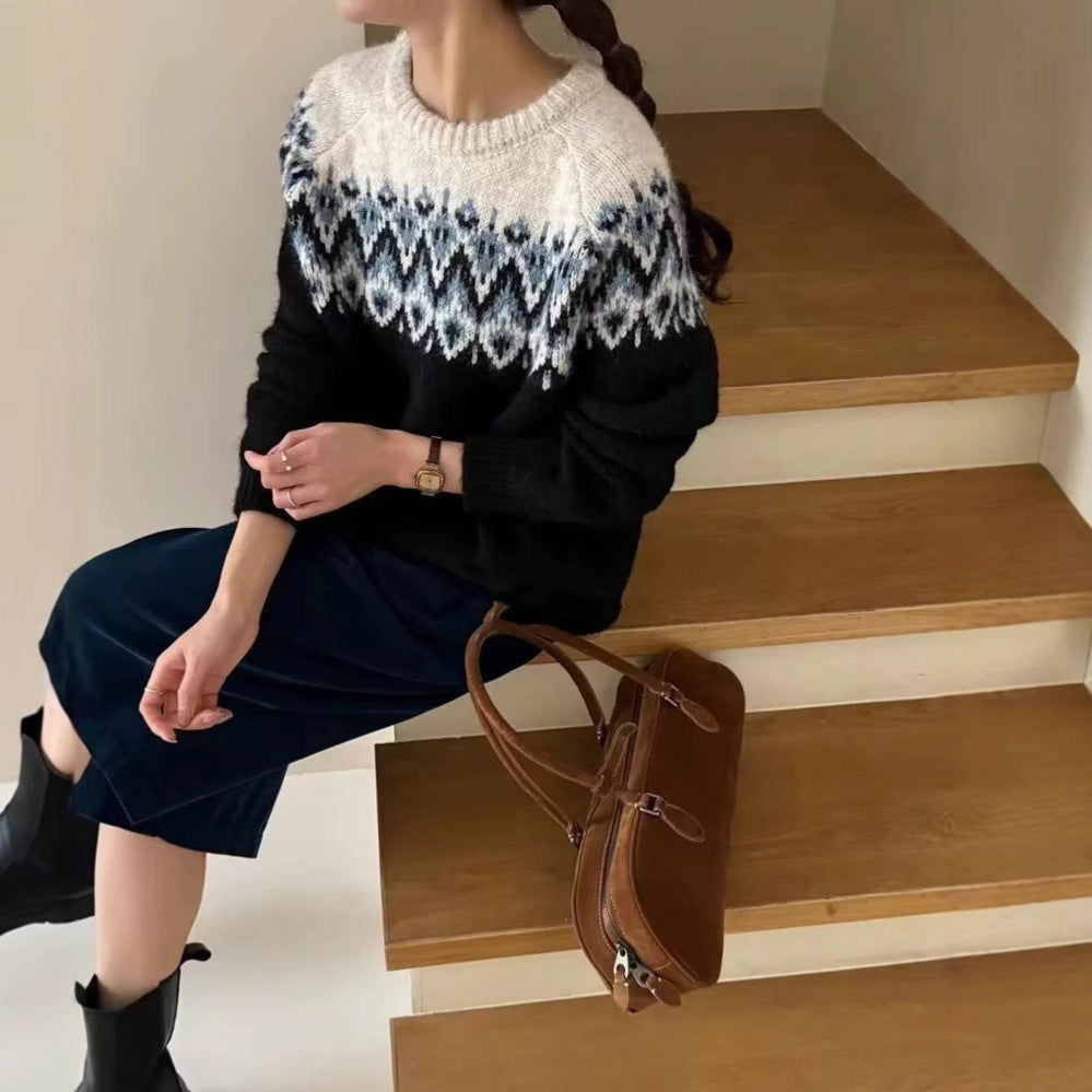 Women's Round Neck Loose Jacquard Sweater Retro Lazy