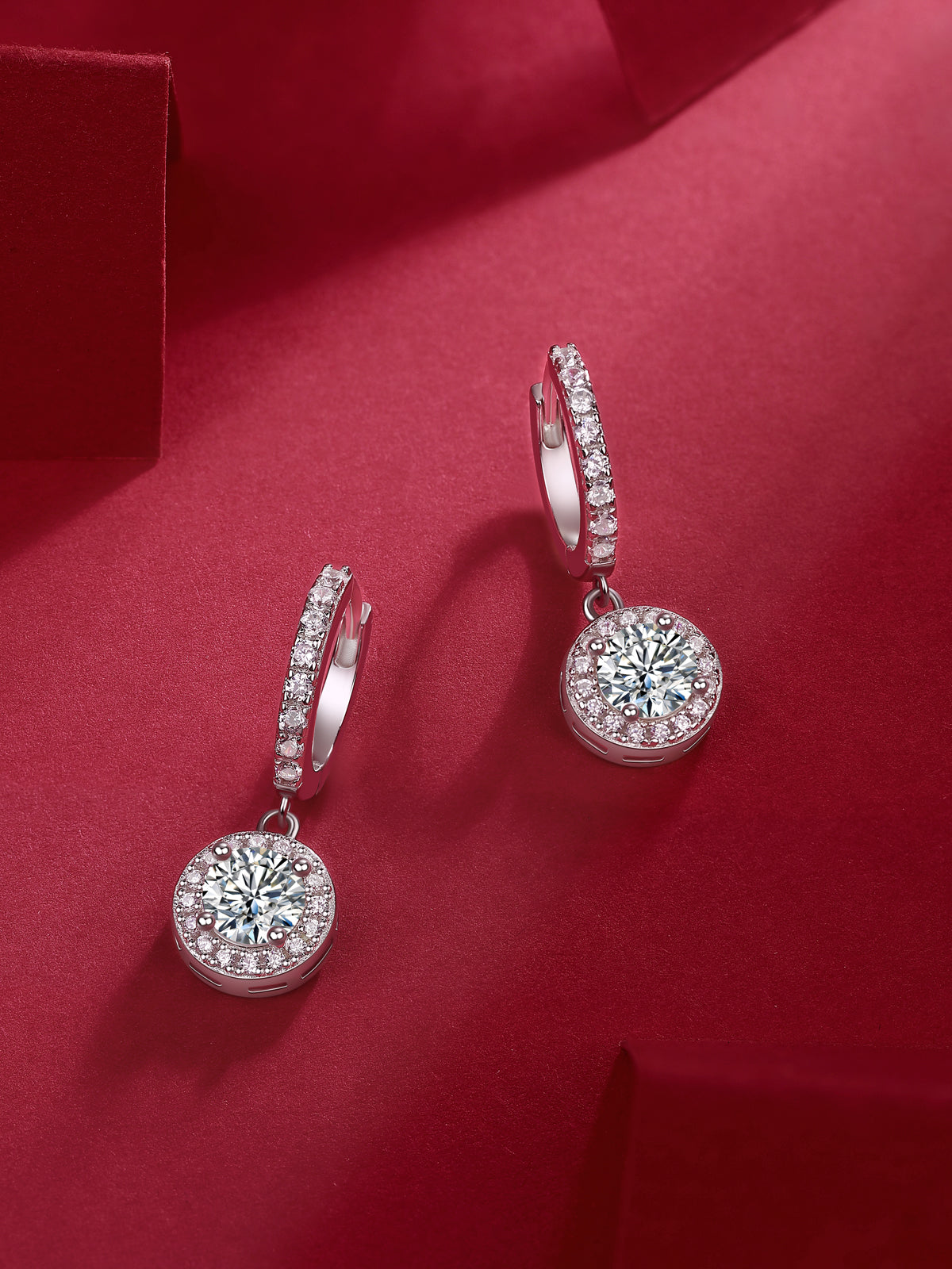 To Youth - Earrings Set With 0.5-carat Top-quality Moissanite S925 Silver And Platinum-plated Stud Earrings, A Fashionable And Trendy Accessory That Can Be Tested With A Diamond Pen