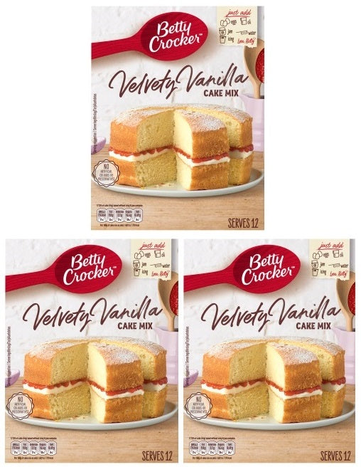 3 x Betty Crocker Mezcla para pastel de vainilla aterciopelada 425G