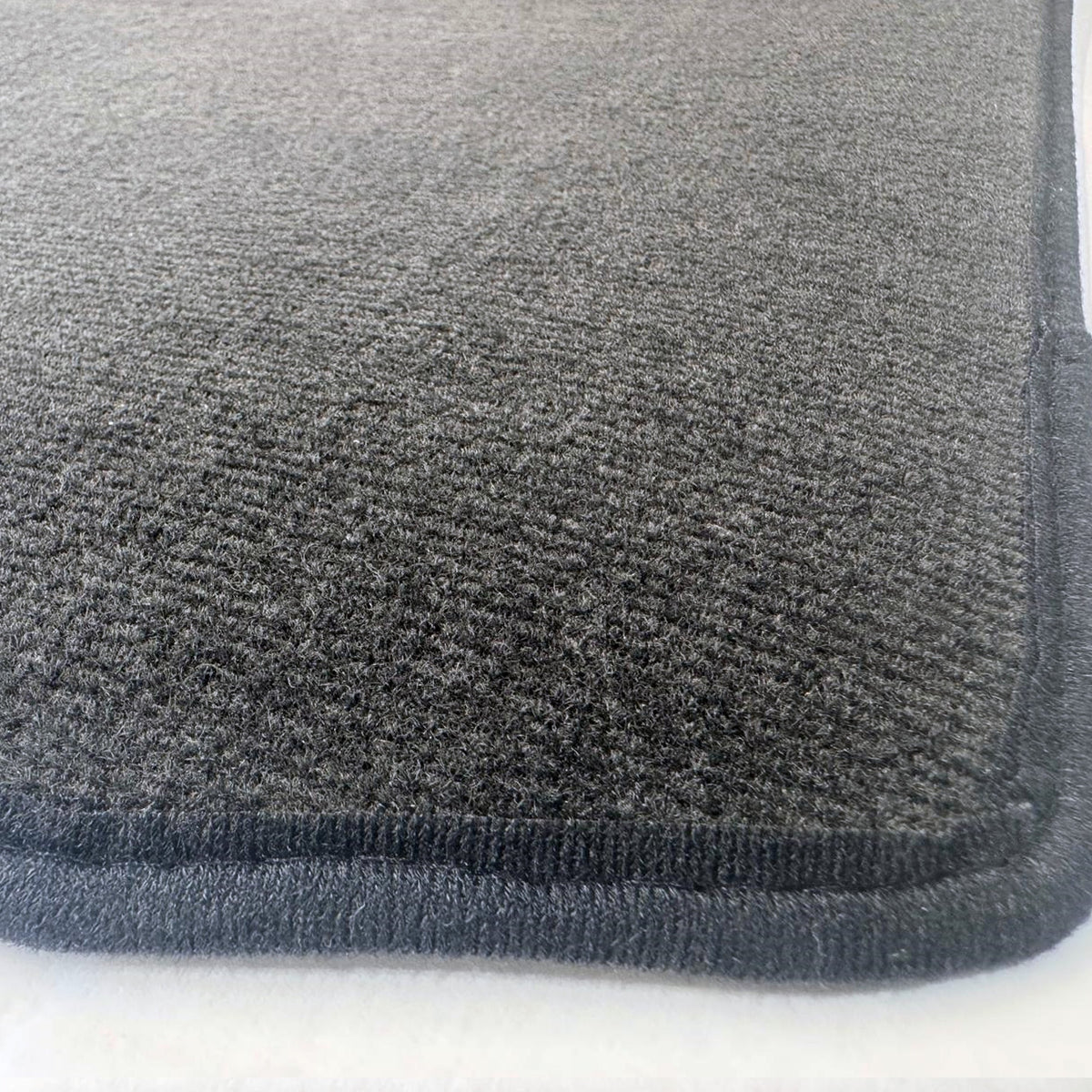 VW POLO HATCHBACK / SALOON 2018 ONWARDS - CAR MAT SET