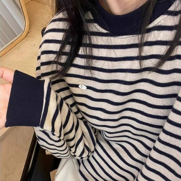 Women's American-style Blue Striped Round Neck Loose T-shirt