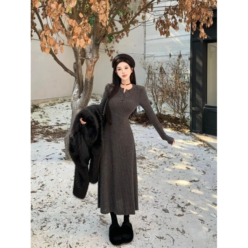 Slim-fit Temperament Pure Color Bottoming Skirt V-neck Knitted French Midi Skirt
