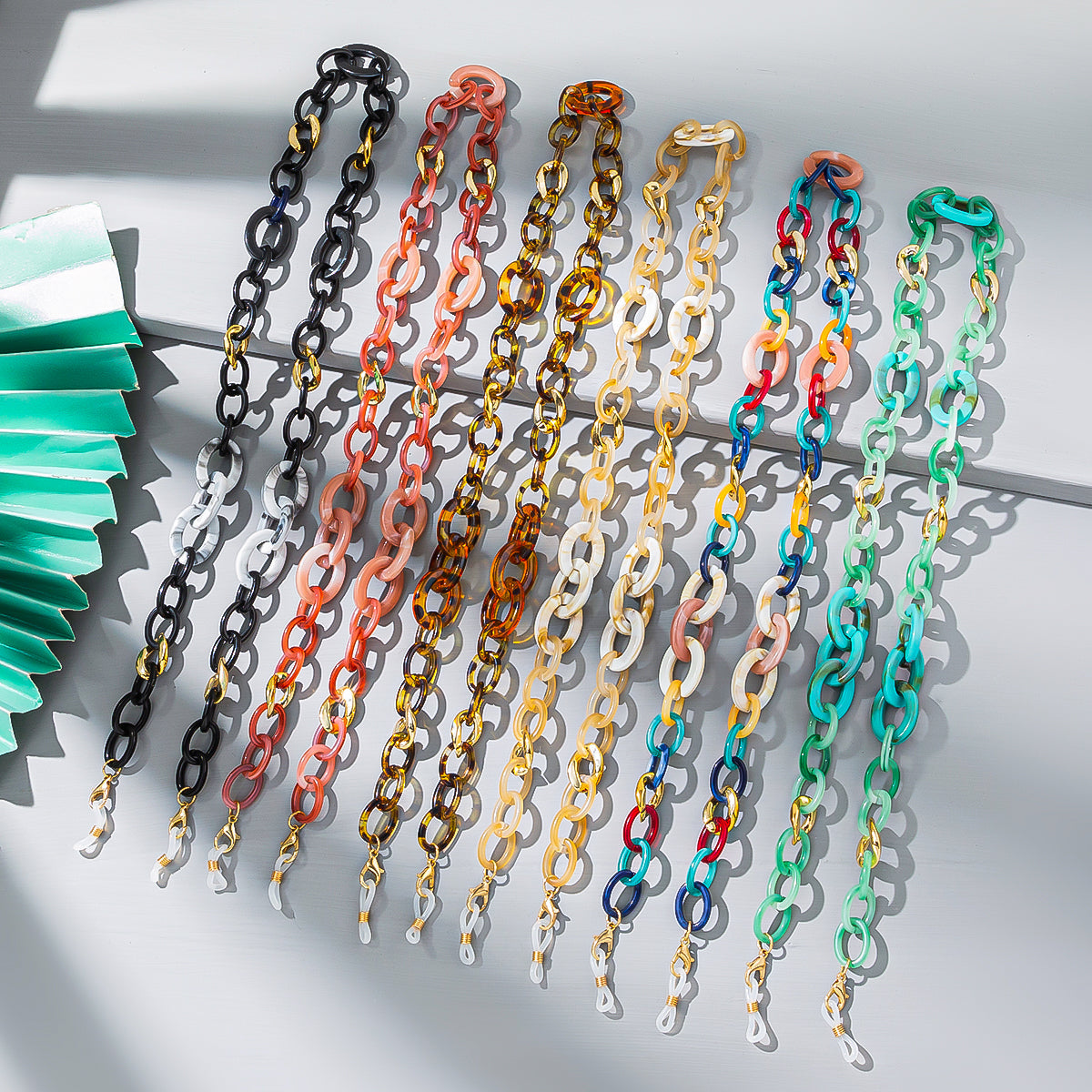 Acrylic Colorful Eyeglass Chain, Fashionable Anti-loss Eyeglass Hanging Chain And Lanyard For Women