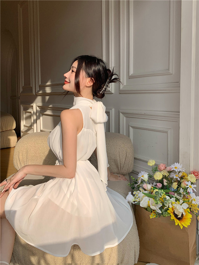 White Neck Dress Designed By Female Minority In Spring And Summer