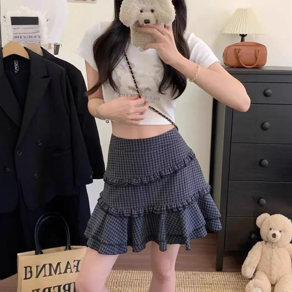 Retro plaid design, ruffled high-waisted A-line mini skirt