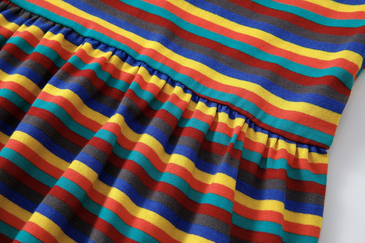 Hazel Regenbogen Kinderkleid – Passendes Mutter-Tochter-Outfit