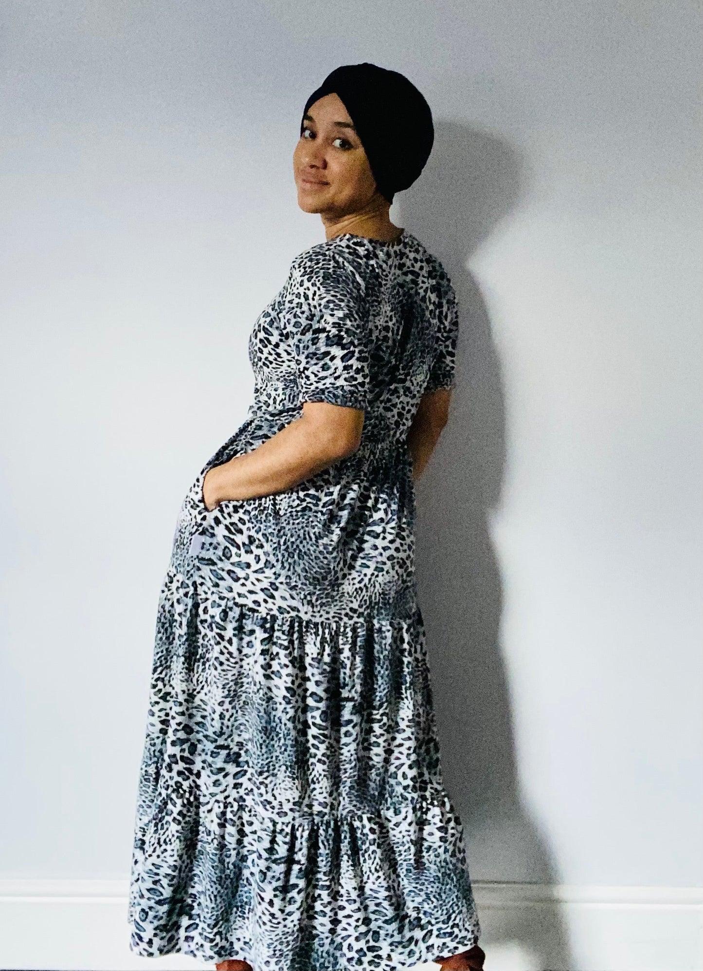 Grey Leopard Cotton Breastfeeding Midi Dress - Discreet Nursing Access | MilkyMoon