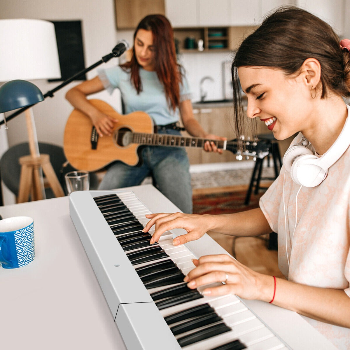88-Key Foldable Full-Size Semi-Weighted Digital Piano Keyboard with MIDI-Black