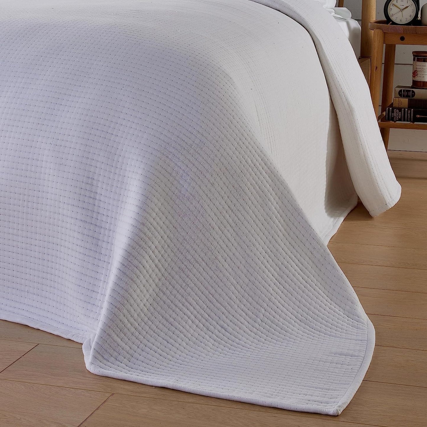 OLIVIA ROCCO Hotel Collection Quilted Bedspread | 240x260 cm | 100% Sustainable Cotton | White & Grey