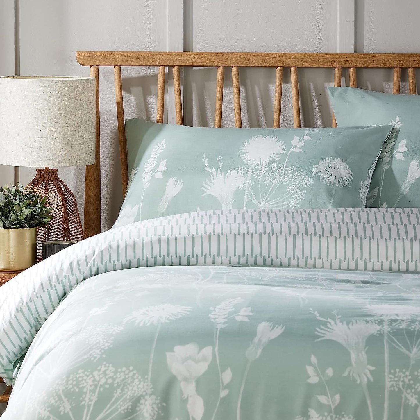 OLIVIA ROCCO Duvet Cover Set | Meadow Sage Green | Reversible Quilted | Easy Care