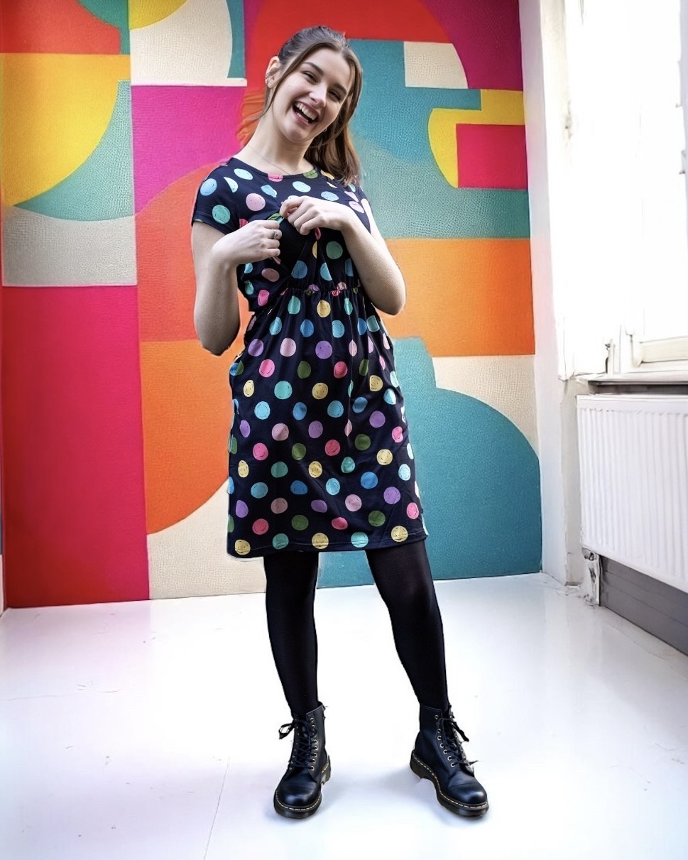 Gepunktetes Stillkleid | Knielanges Stillkleid mit Reißverschlusszugang