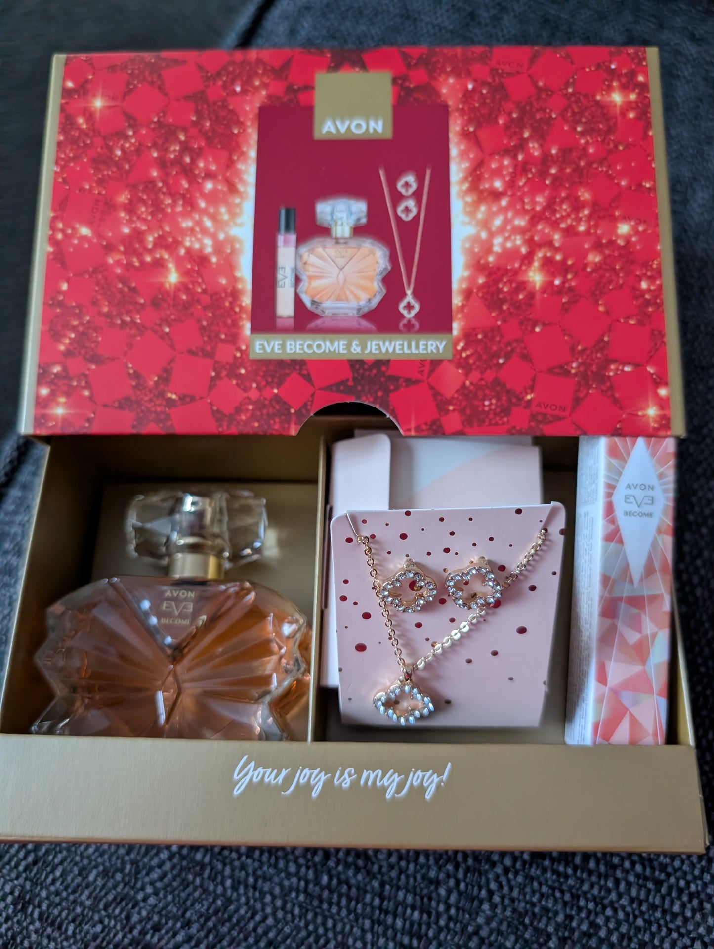 Avon Eve Become & Jewellery Gift Set