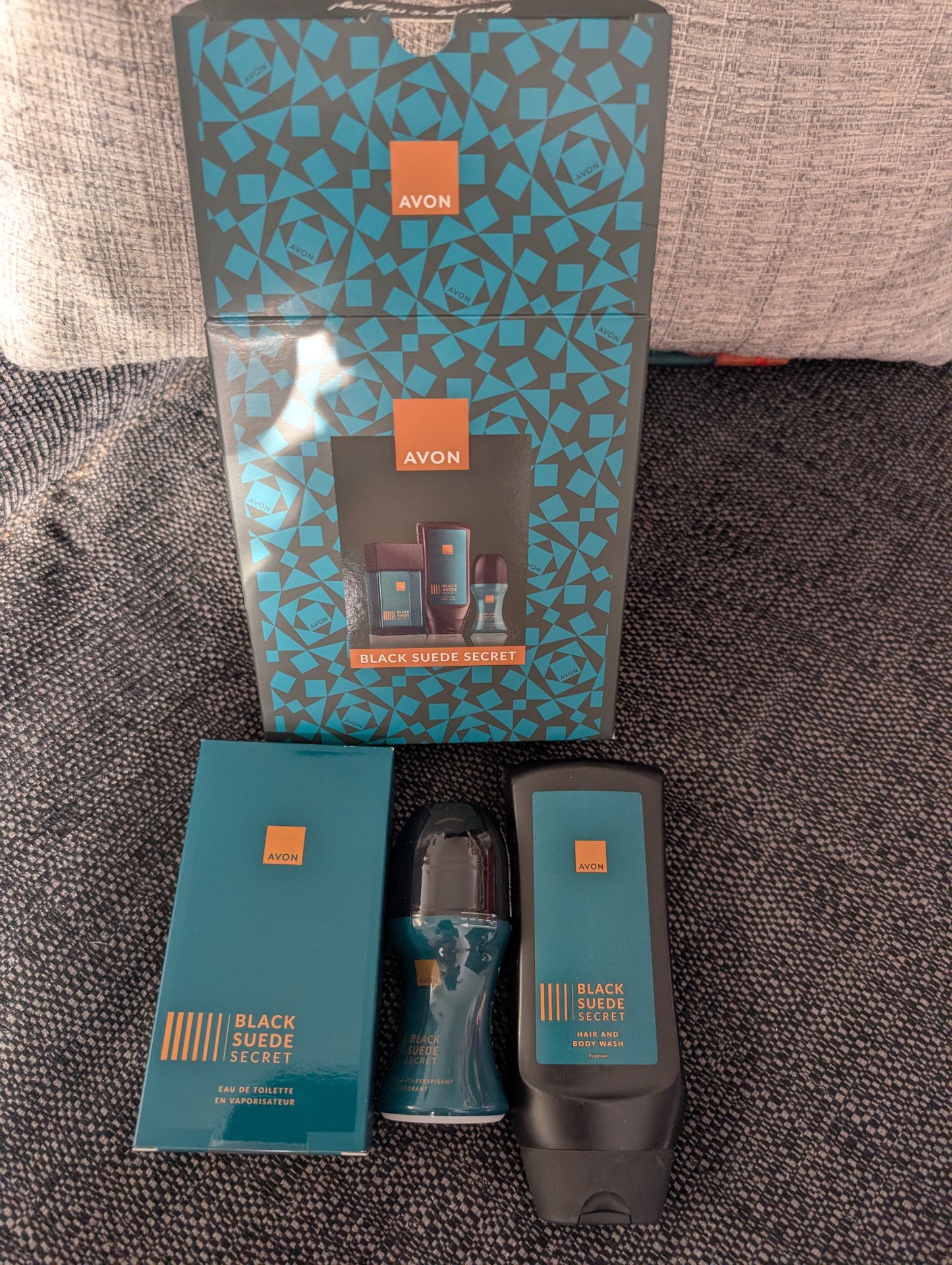 Avon Black Suede Secret Gift Set for Men