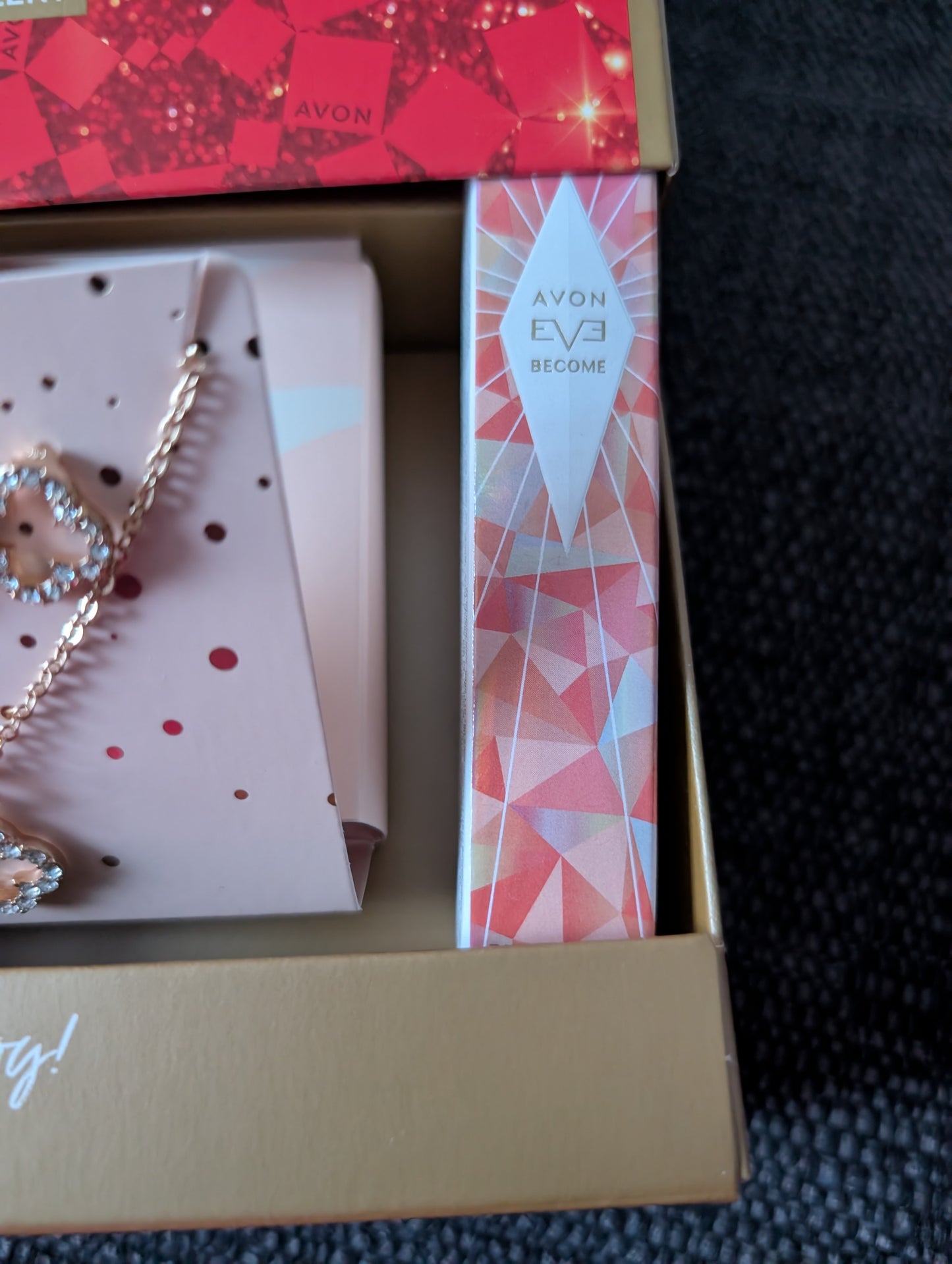 Avon Eve Become & Jewellery Gift Set