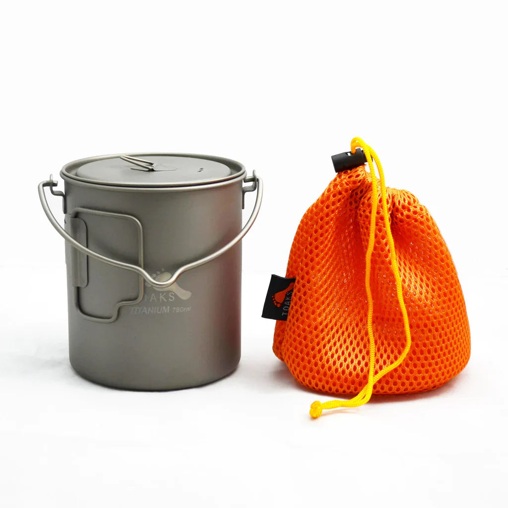TOAKS Titanium Pot with Bail Handle – Ultralight Camping Cookware (750ml, 1300ml, 1600ml)