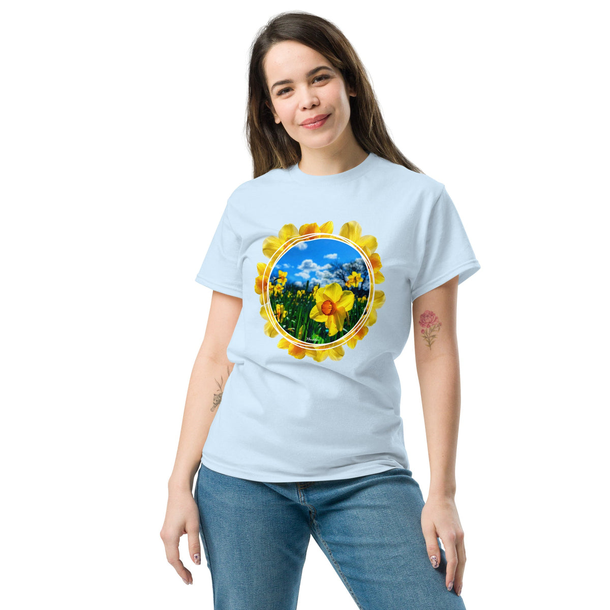 Women's Daffodil Print T-Shirt - Flower Bright Summer Shirt Trendy Fashion