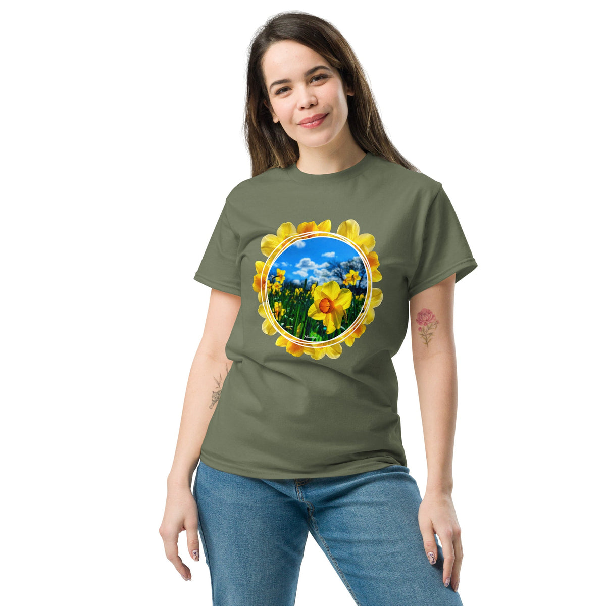 Women's Daffodil Print T-Shirt - Flower Bright Summer Shirt Trendy Fashion