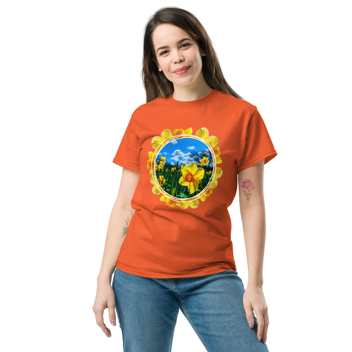 Women's Daffodil Print T-Shirt - Flower Bright Summer Shirt Trendy Fashion