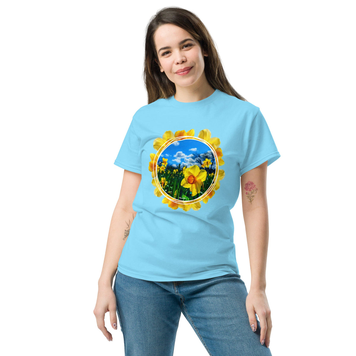 Women's Daffodil Print T-Shirt - Flower Bright Summer Shirt Trendy Fashion