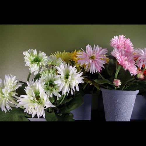 Artificial Potted Daisy Flowering Plant Purple