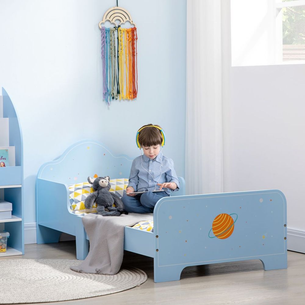 ZONEKIZ Toddler Bed with Space-Themed Patterns | Ages 3–6 | Boys & Girls