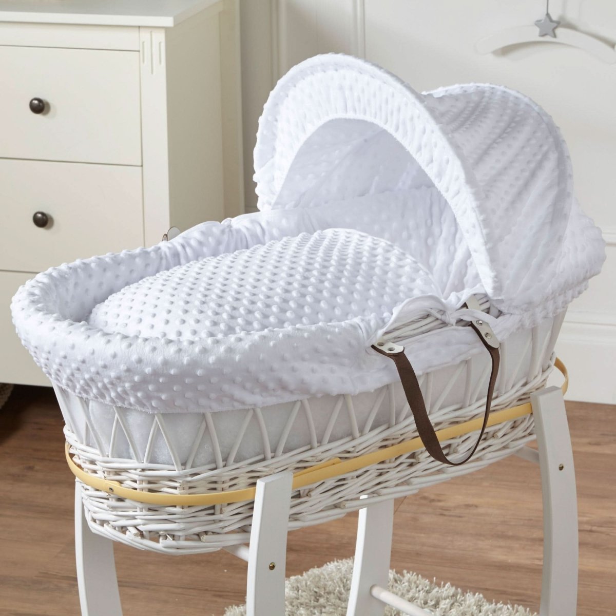Cesta Moisés de mimbre blanco con hoyuelos y soporte