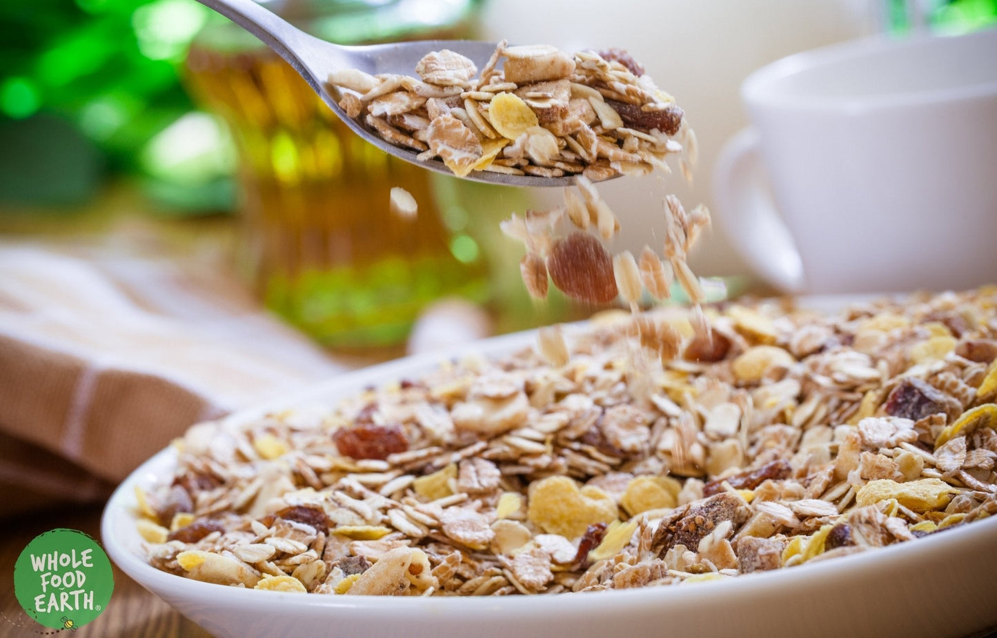 Muesli Tropical - Una Mezcla de Hojuelas con Frutas Deshidratadas y Frutos Secos