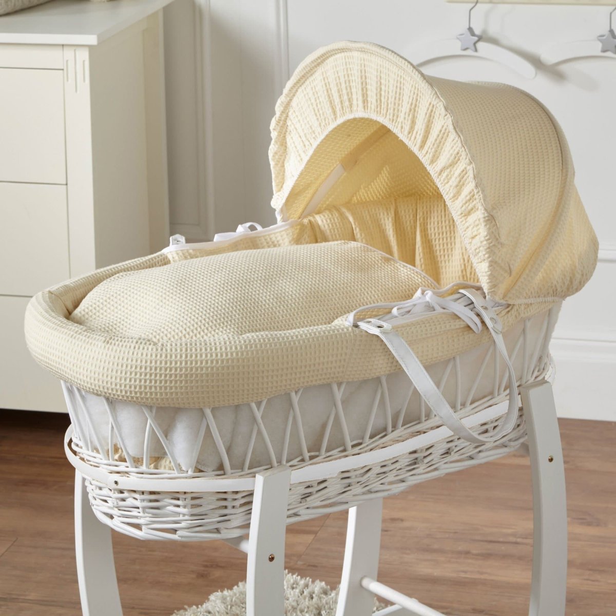 Wicker Moses Basket with Bedding - No Stand