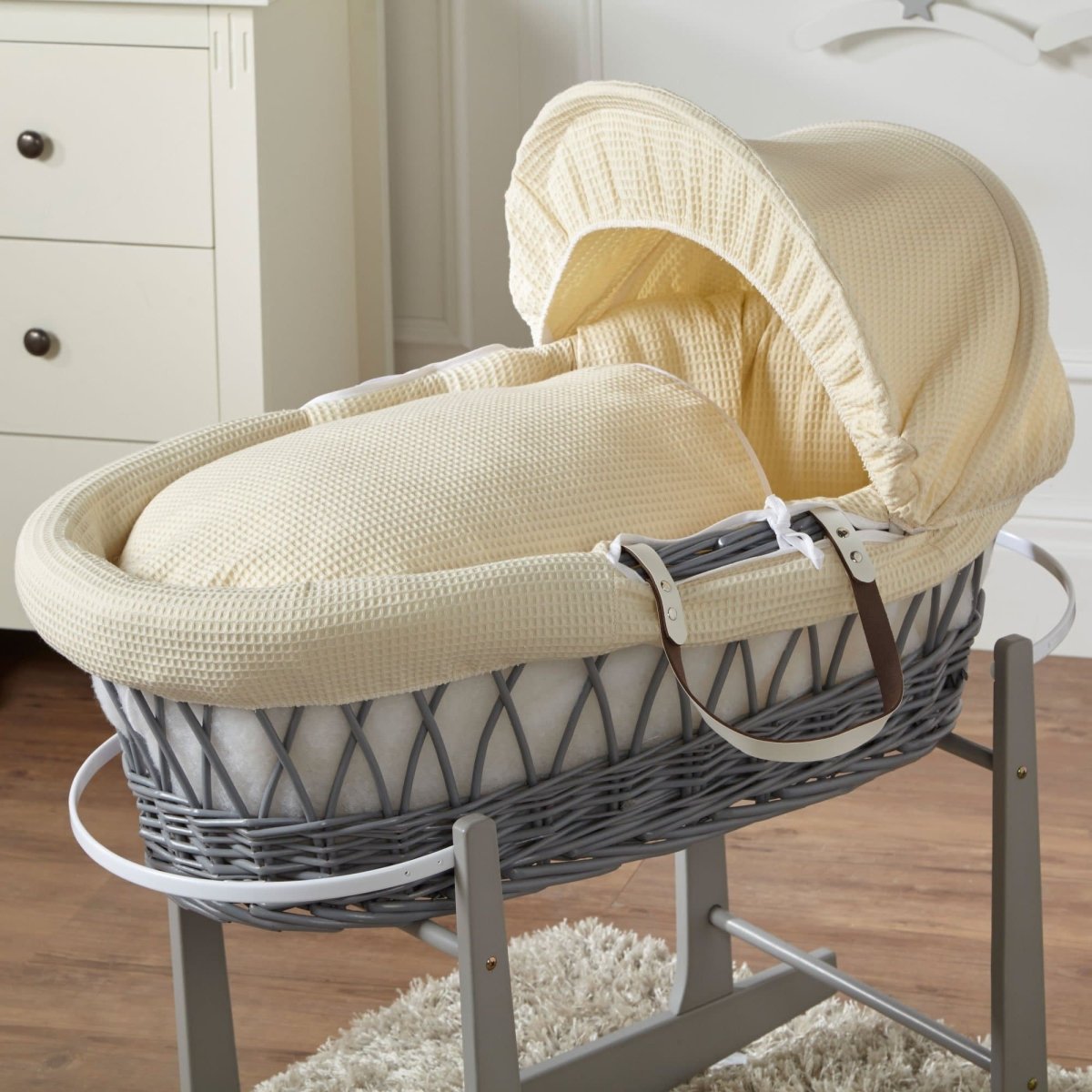 Wicker Moses Basket with Bedding - No Stand