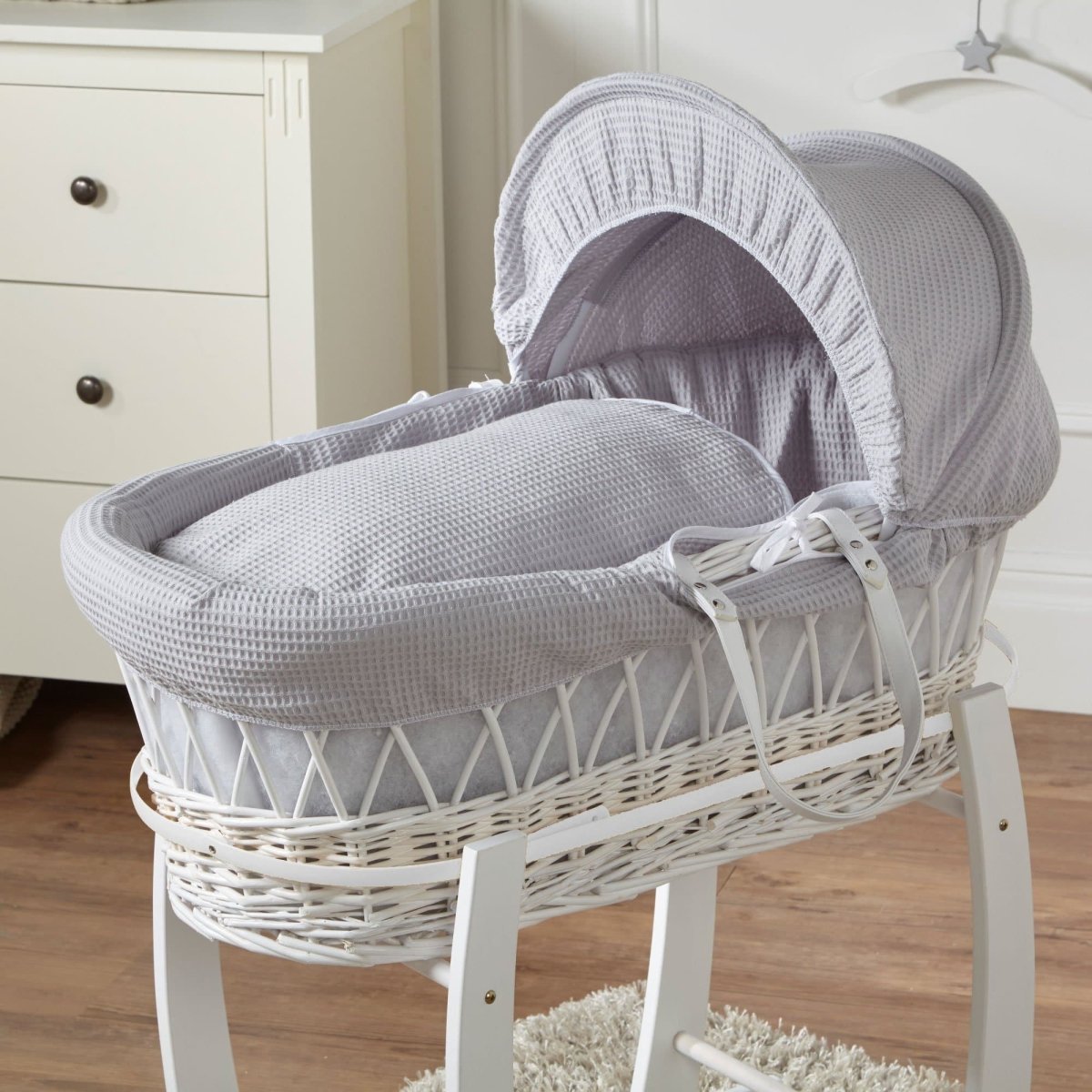 Wicker Moses Basket with Bedding - No Stand